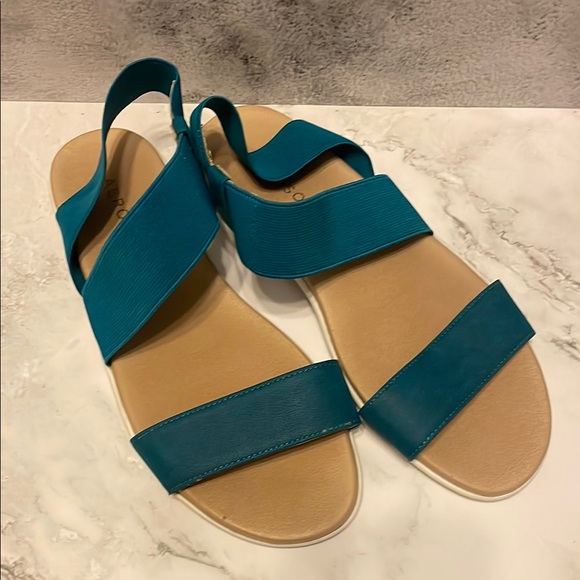 AEROSOLES Teal Slingback Flat Sandals Size 7.5 - Picture 1 of 8